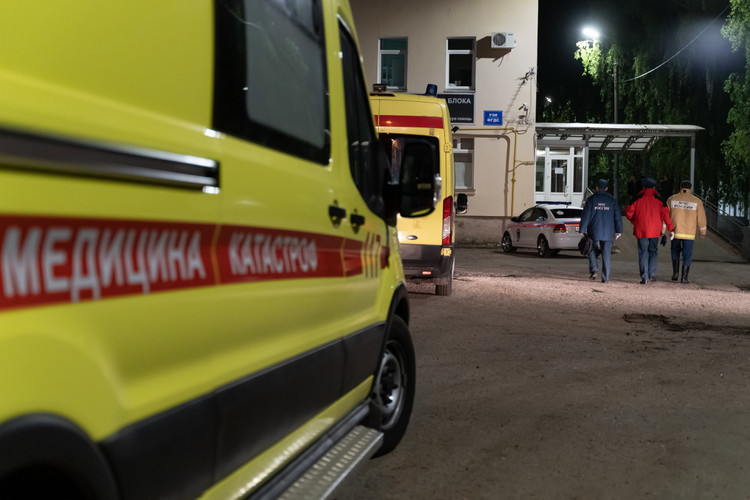В Астрахани пять человек погибли после отравления неизвестным веществом,